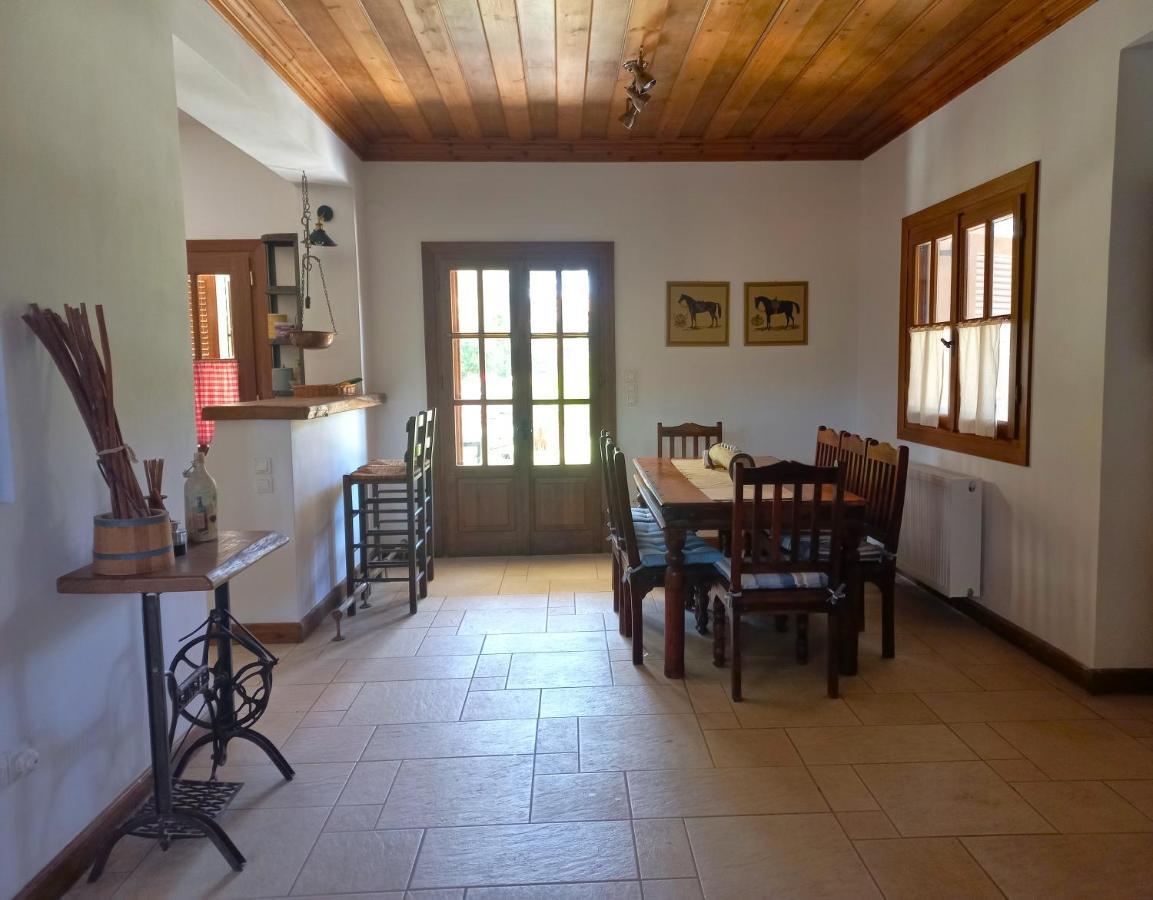 Platanos Villa Vasiliki  Luaran gambar
